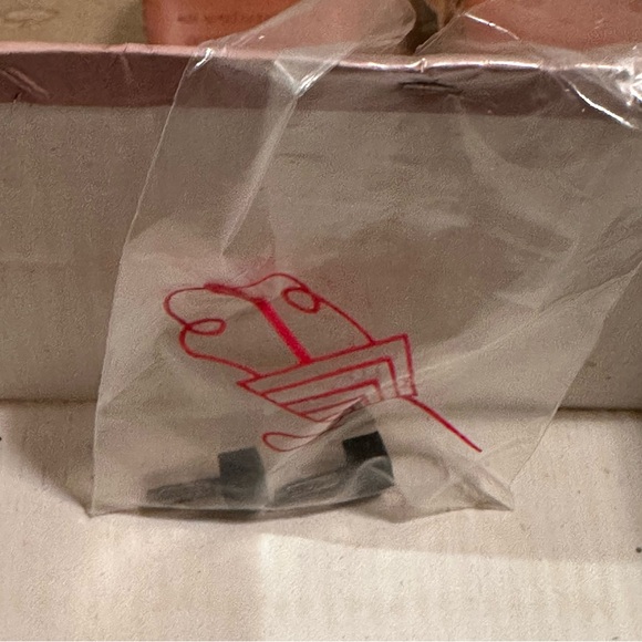 Vintage Evan-Picone NEW IN BOX Peach/Tan Lattice Leather Heels Size 10M - Picture 9 of 10